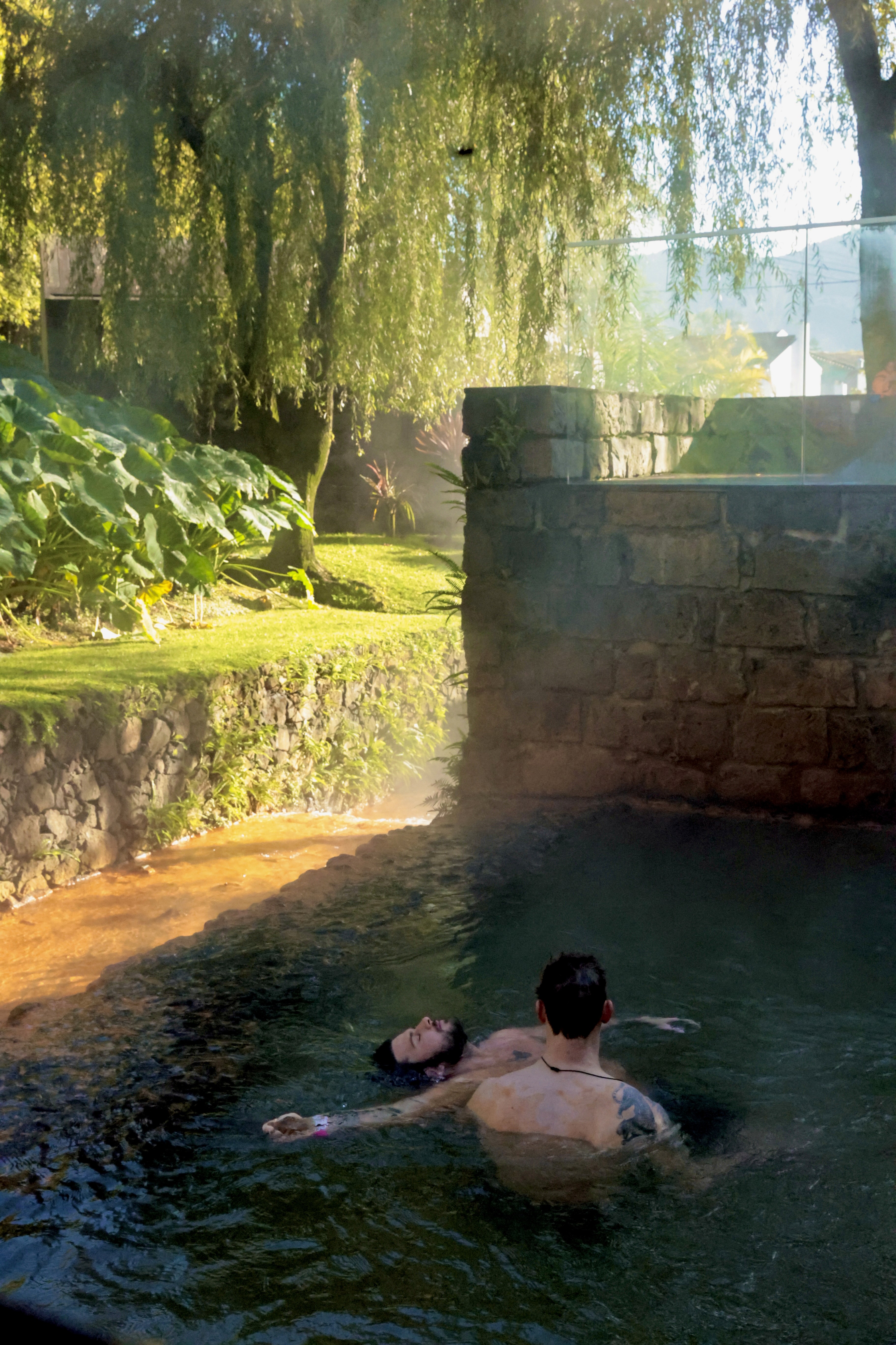 Volcanic thermal pool